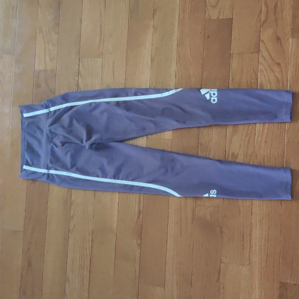 Girls Adidas matching set - Picture 2 of 4